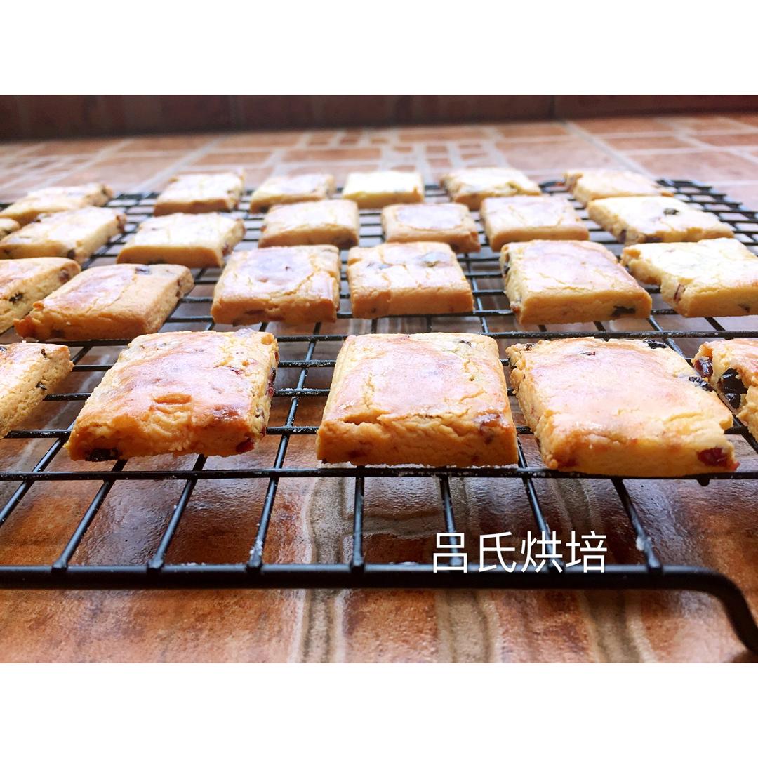 蔓越莓(葡萄)奶酥  适合给孩子的少糖配方😉