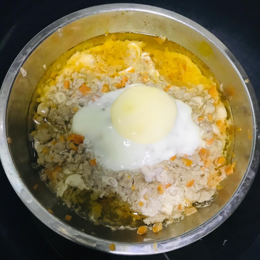 嫩滑肉饼蒸蛋