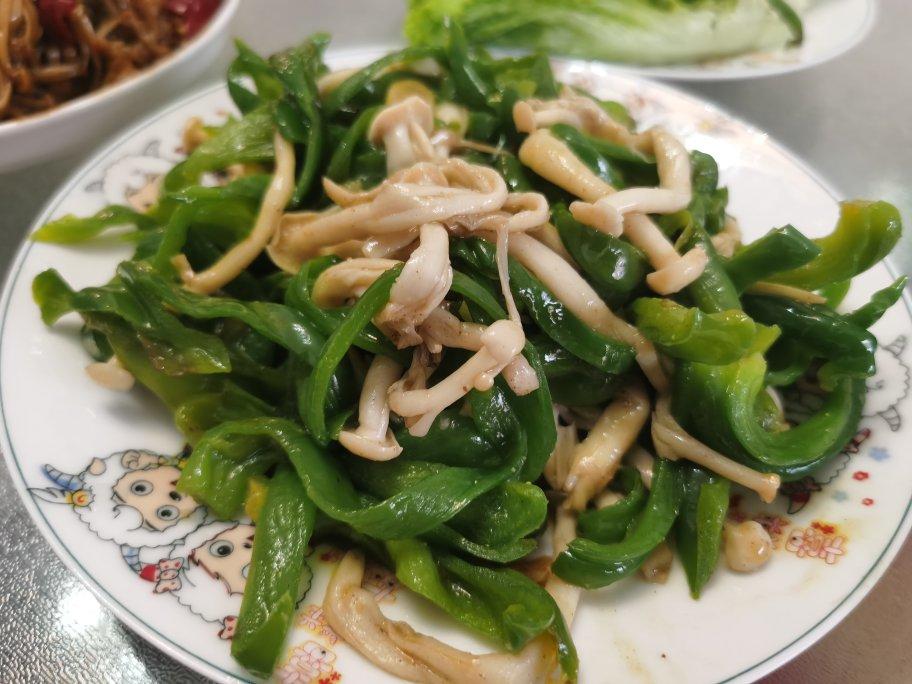 青椒海鲜菇