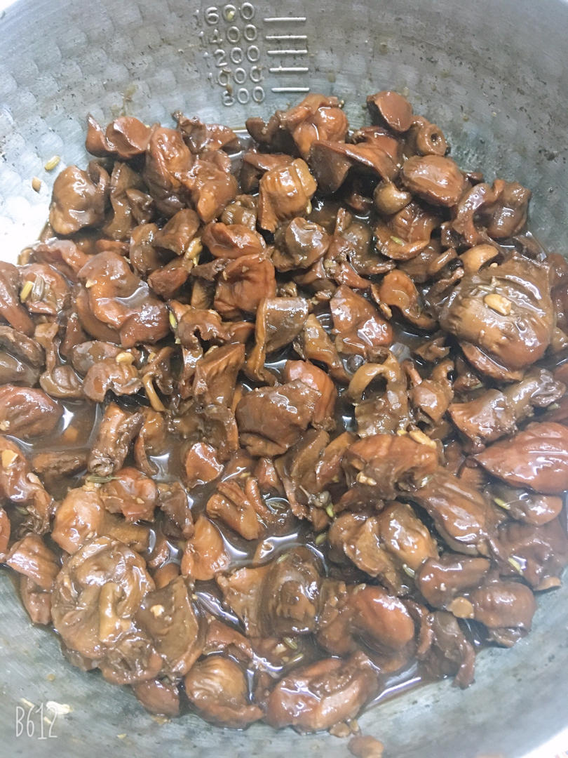 酱鸡胗