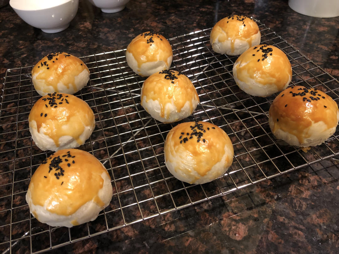 蛋黄酥
