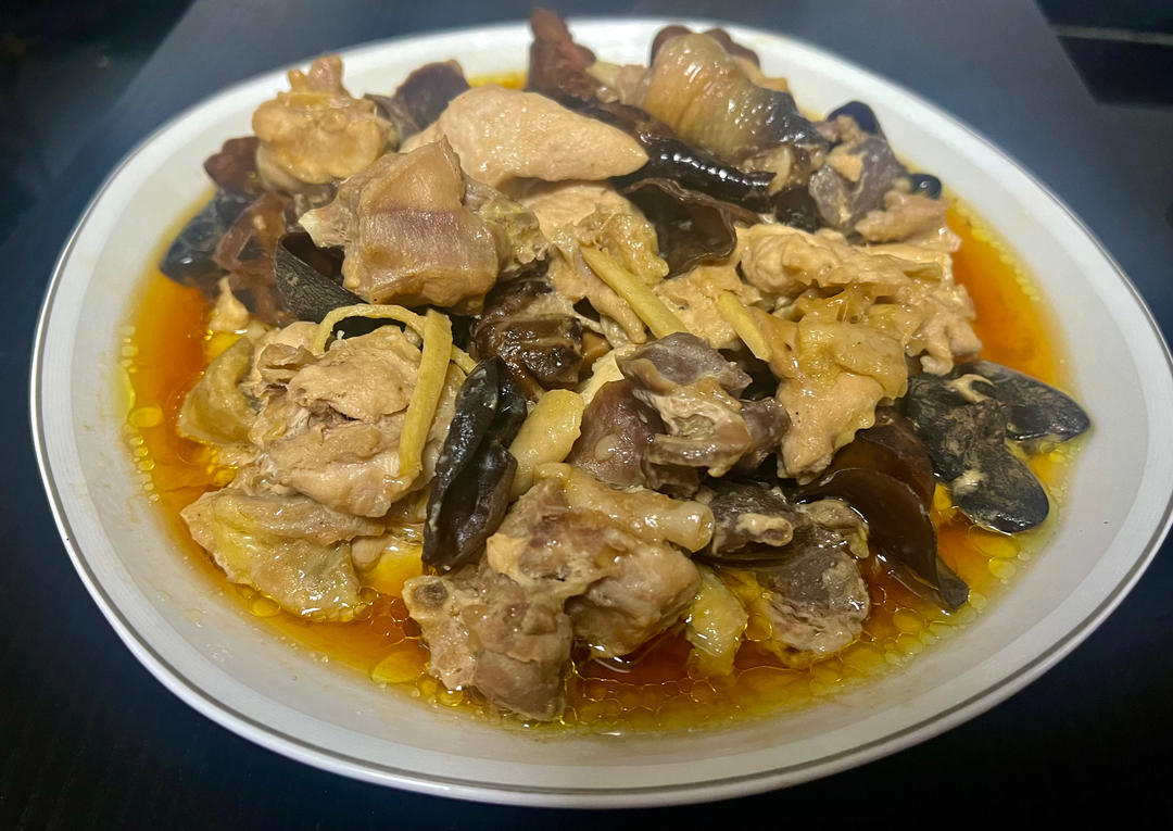 冬菇木耳蒸鸡
