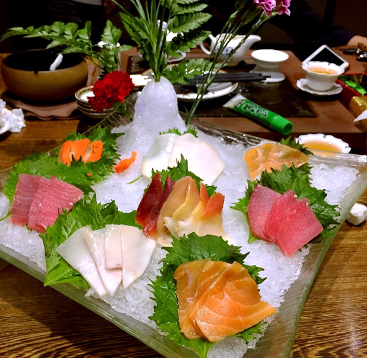 笑笑-55做的日式刺身拼盘