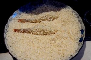 日式炸虾 面包糠炸虾的做法 步骤3