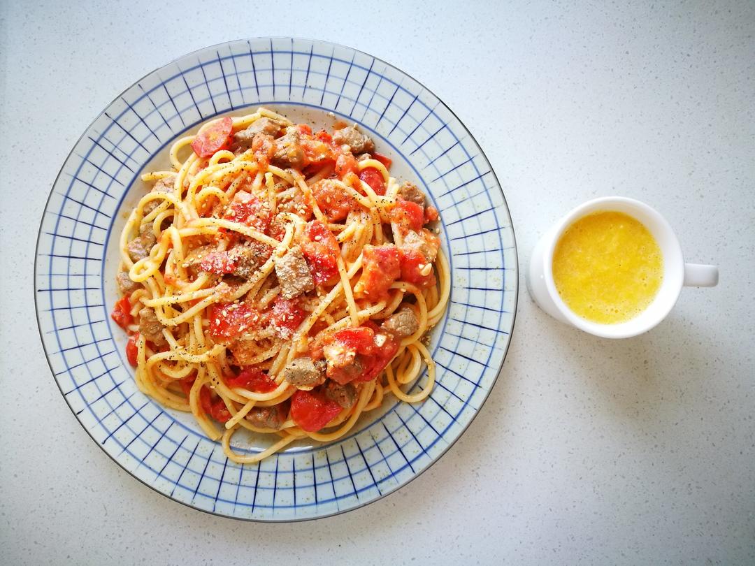 番茄牛肉意大利面