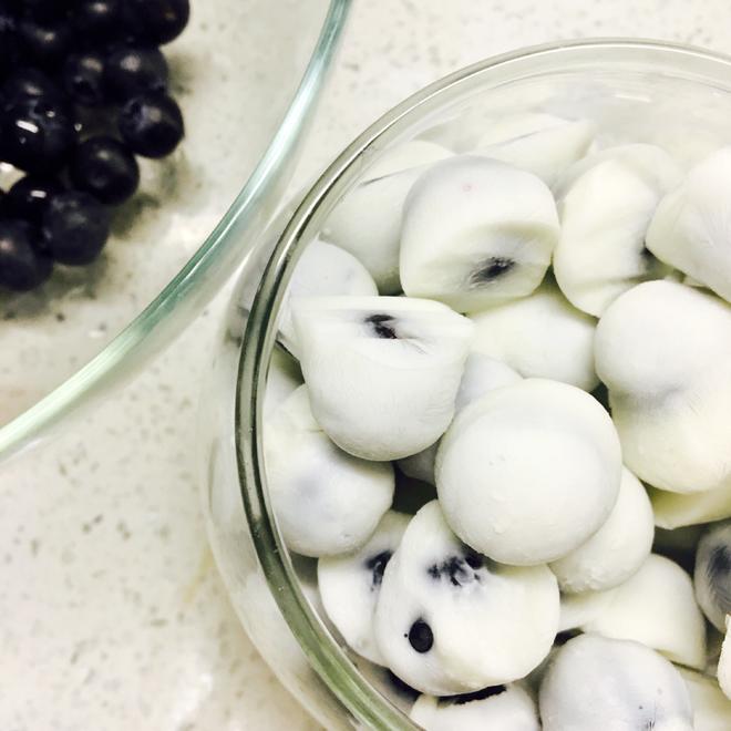冻蓝莓酸奶豆的做法