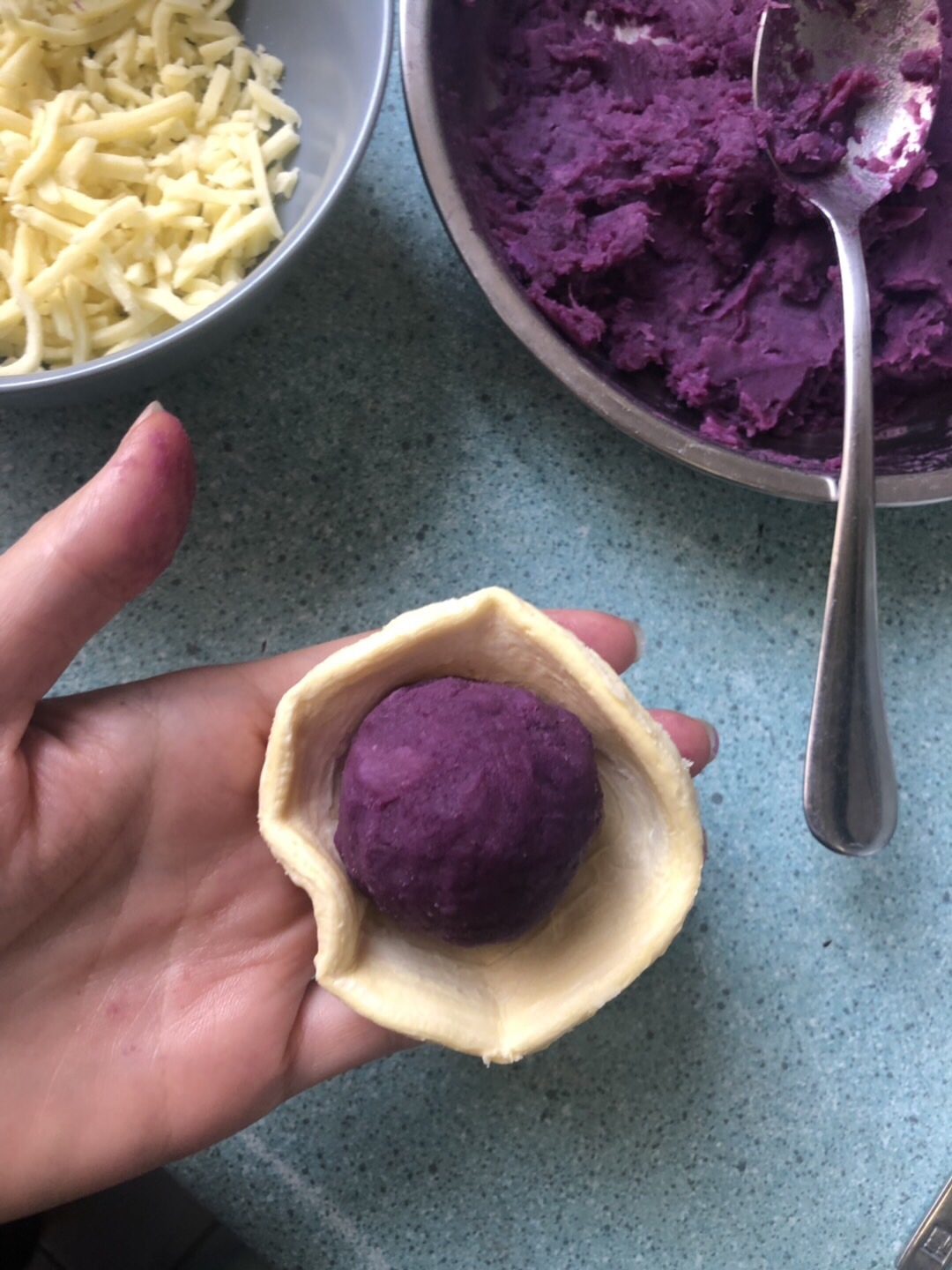 紫薯爆浆芝士球的做法 步骤4