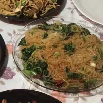 菠菜拌粉丝