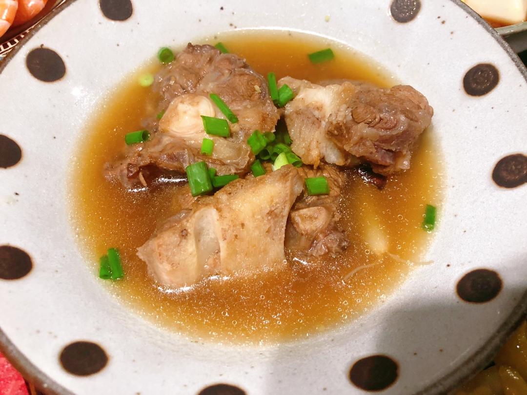 三鲜锅贴