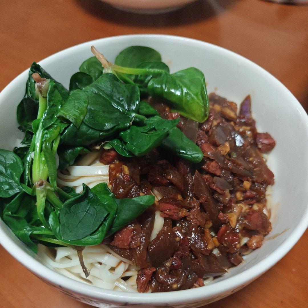 超下饭的【茄子肉酱盖浇面】