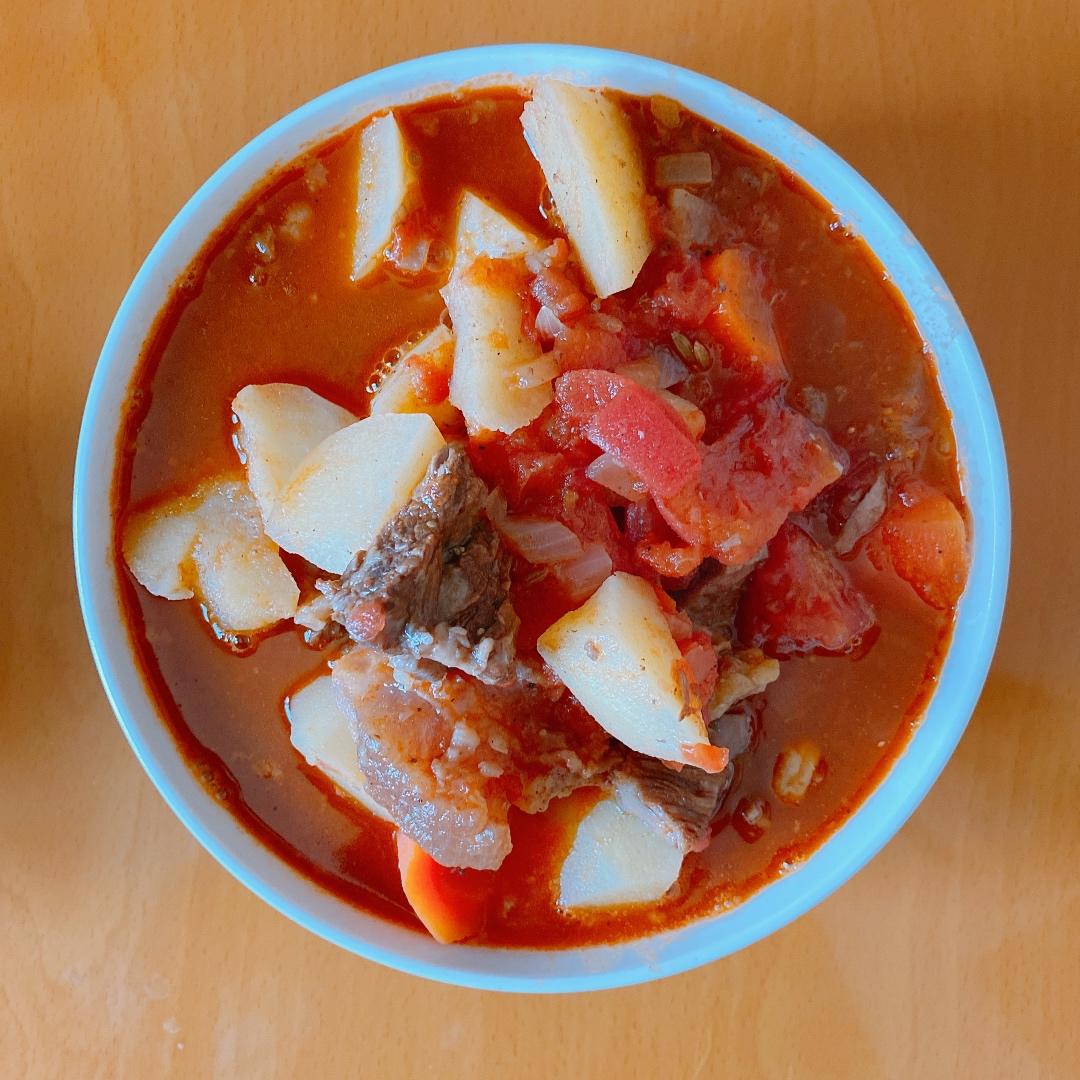 西红柿炖牛腩（牛肉）