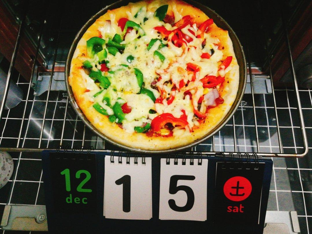 8寸纯手工什锦披萨