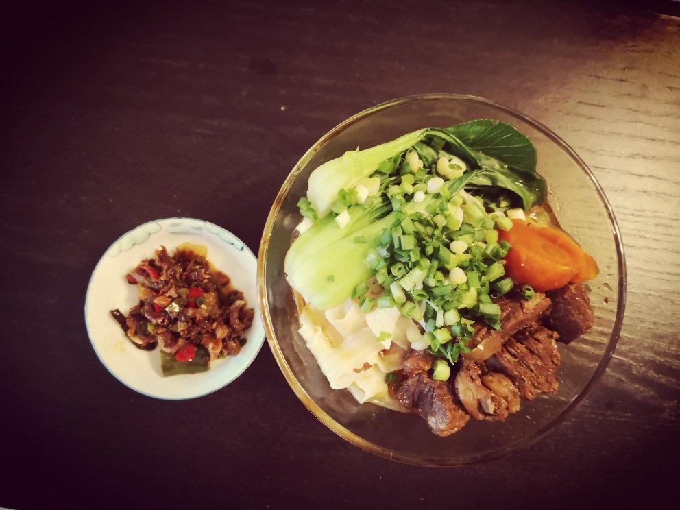 台湾牛肉面 Taiwan Noodles