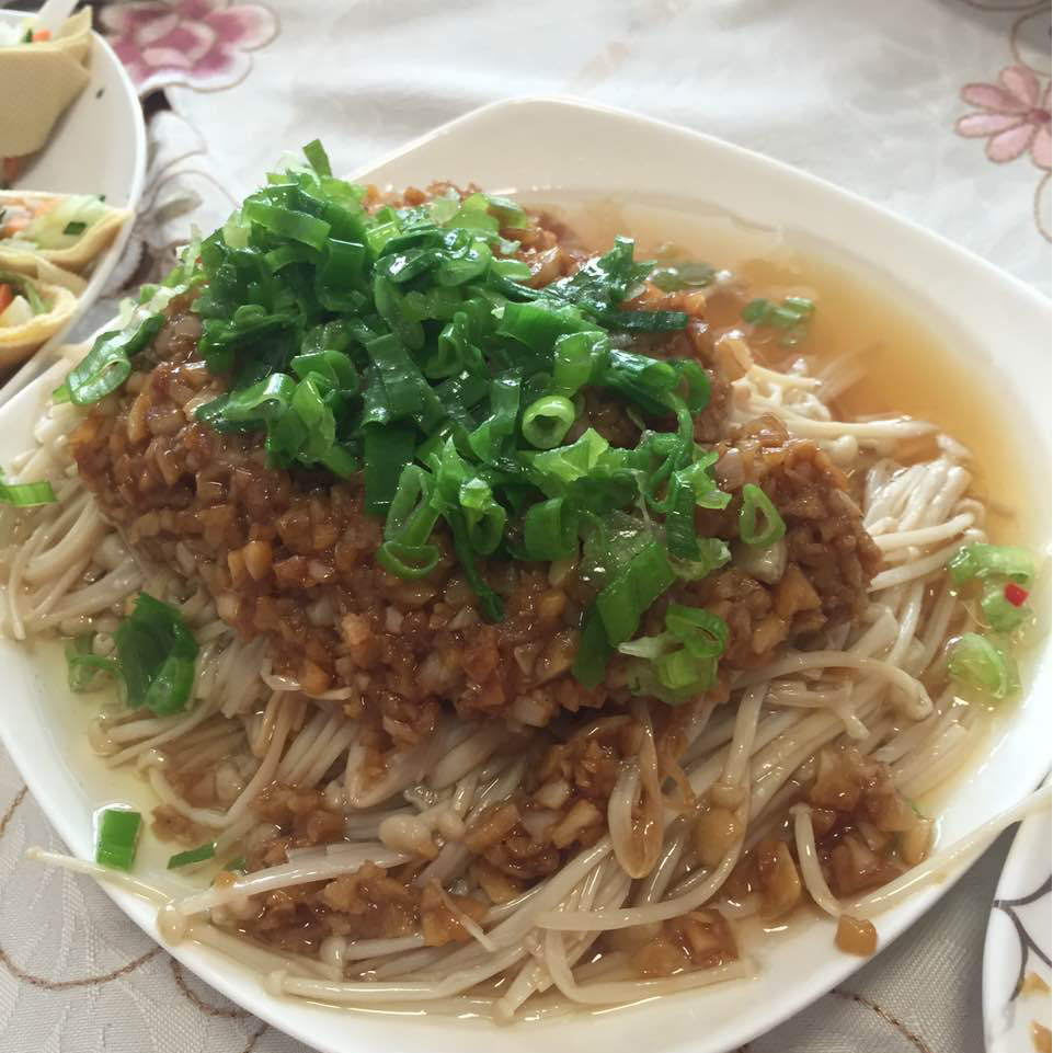 剁椒金针菇