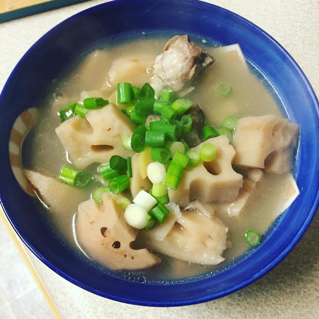 排骨莲藕汤