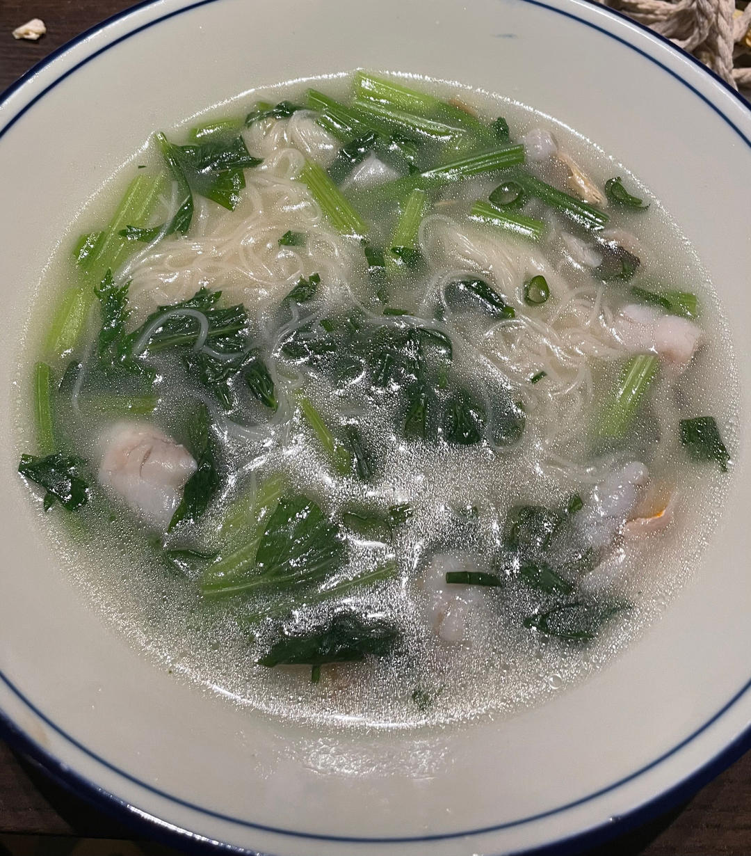 黄鱼面一碗，活儿越细，越鲜美。