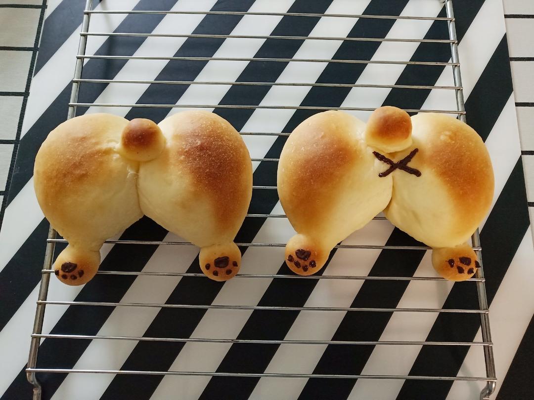 柯基屁股牛奶面包