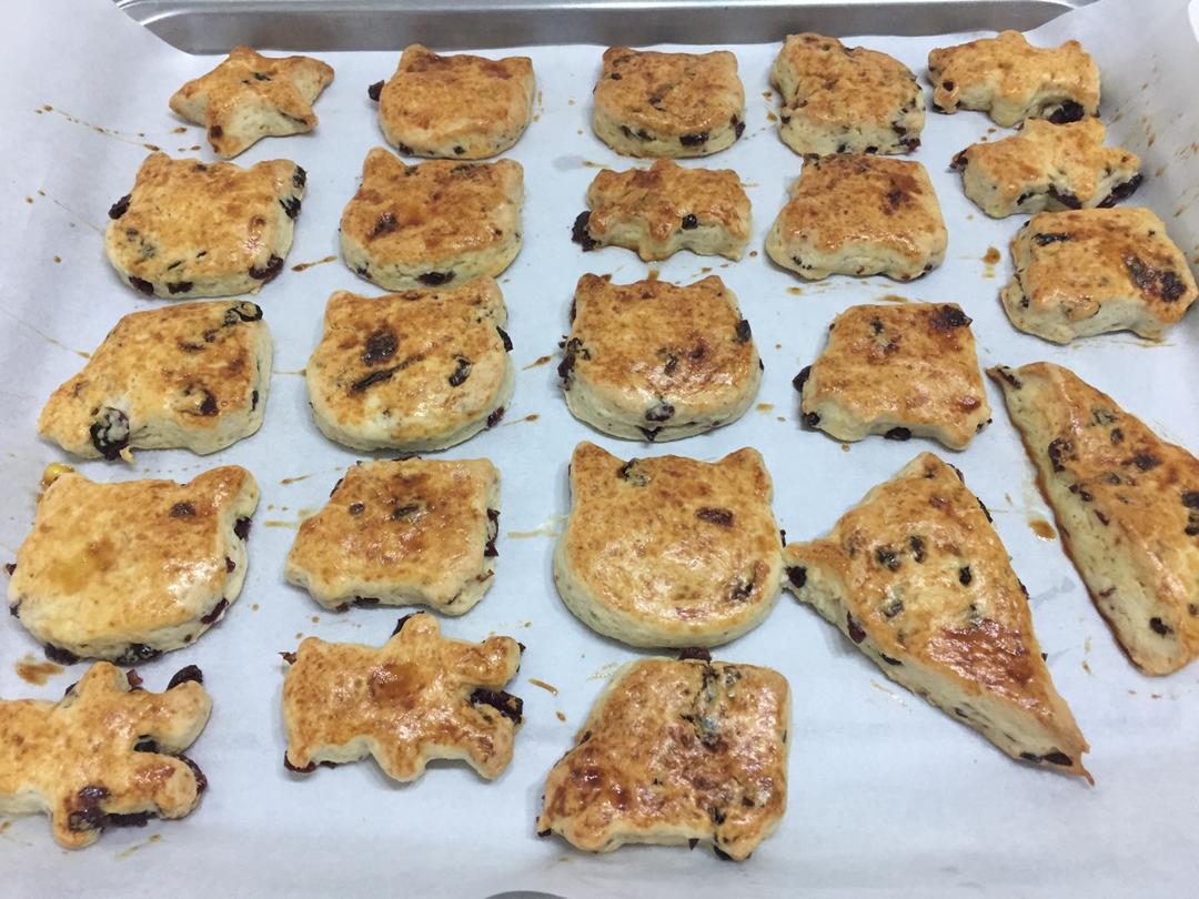 快手淡奶油蔓越莓司康（零失败）