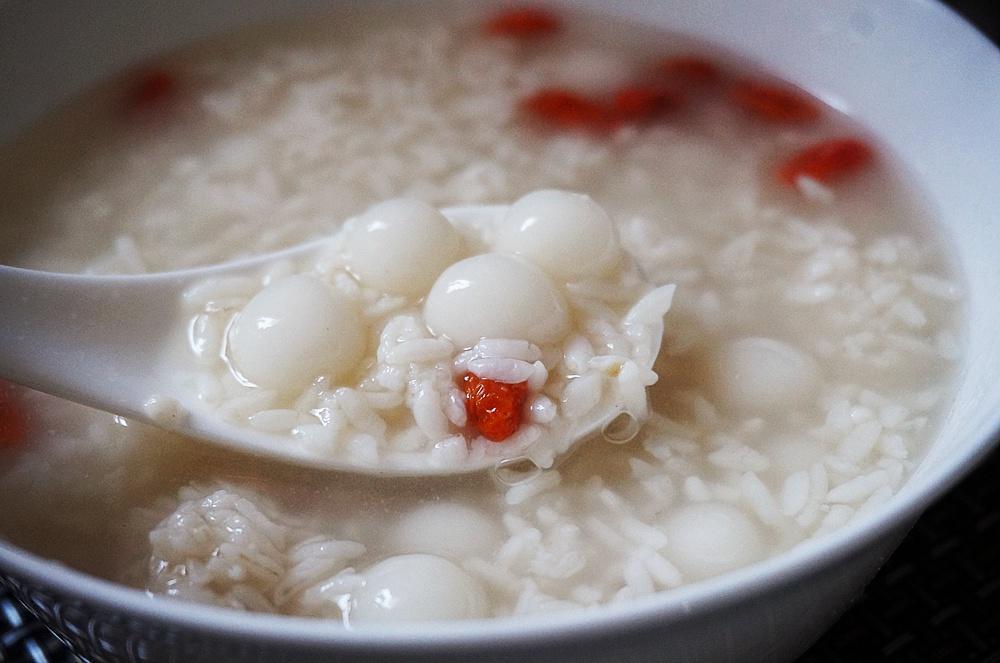 淳朴的传统酒酿圆子-它没有那么多配饰的做法