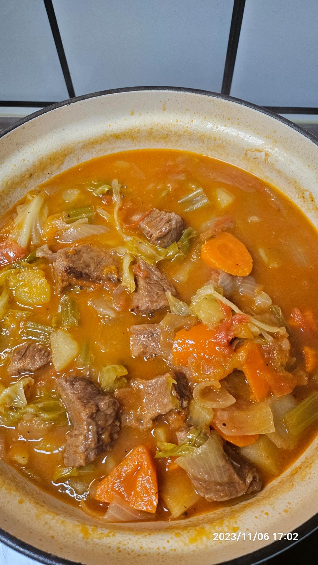 好吃到不用再去西餐厅的罗宋汤（附收汁浓郁秘技）