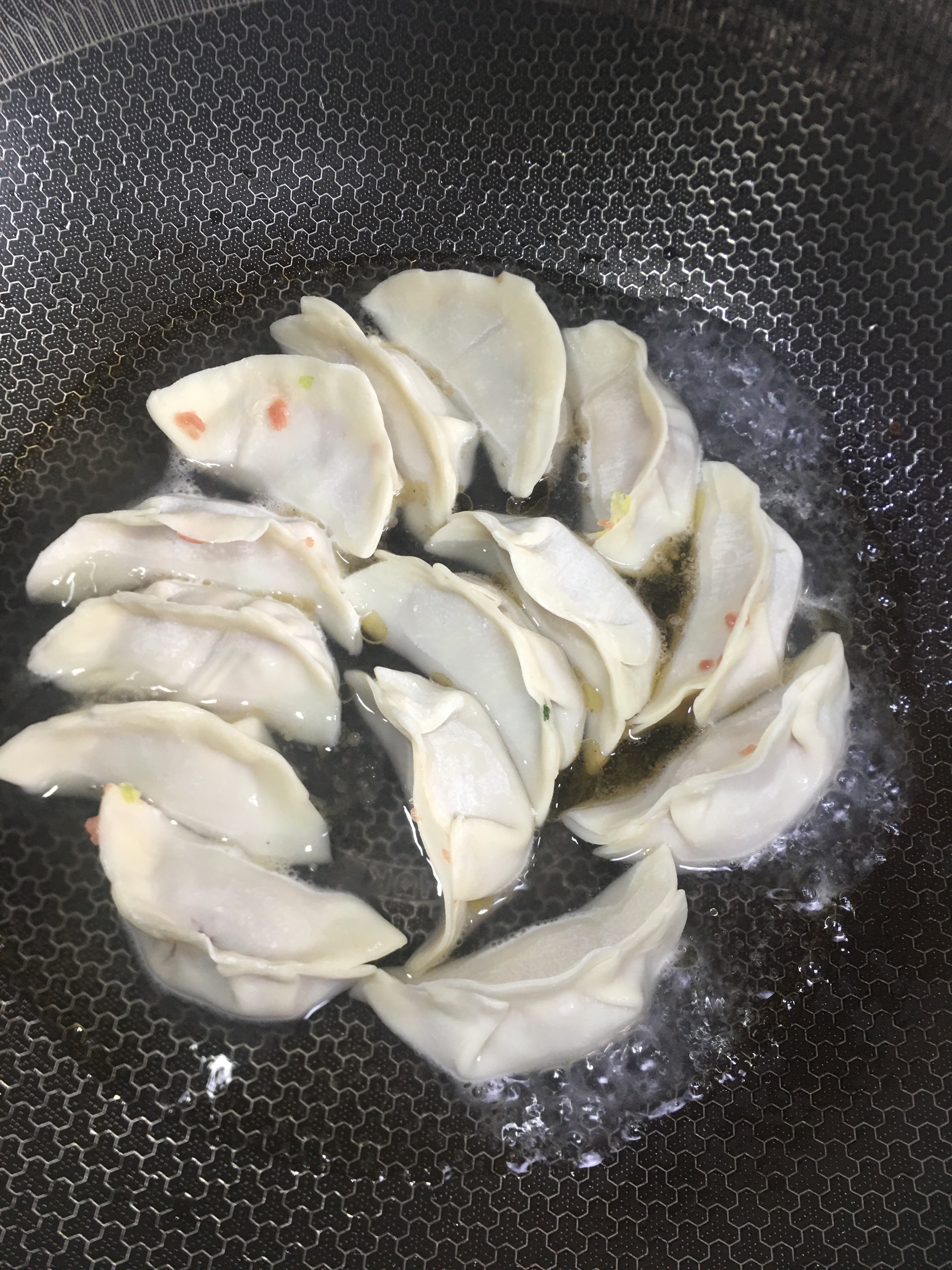 白菜猪肉饺三吃的做法 步骤18