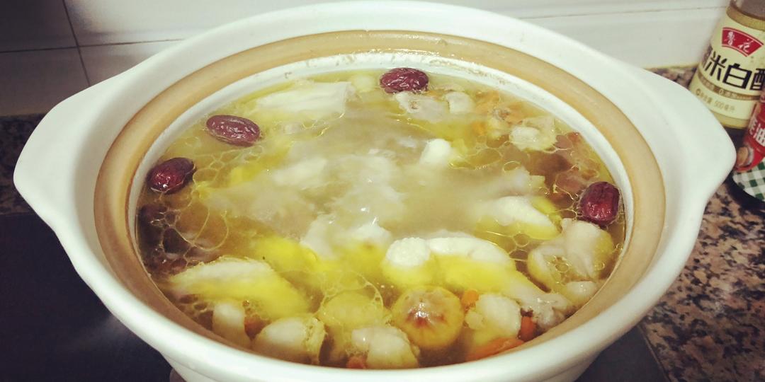 奶奶教的鲜香肥美香菇炖鸡汤