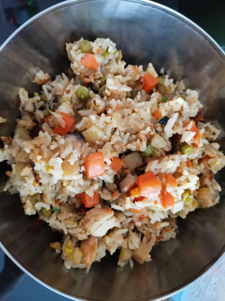 土豆焖饭（电饭锅版）