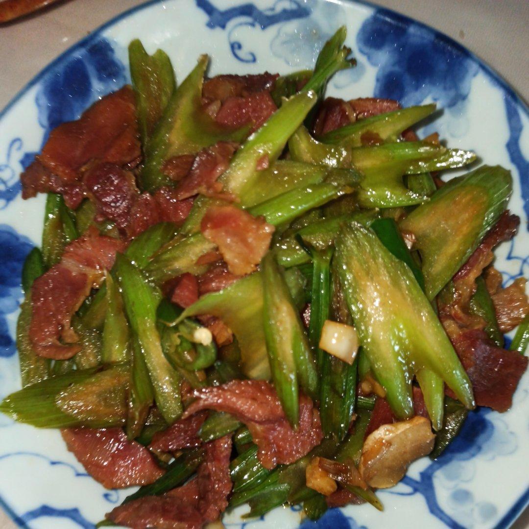 金华火腿炒芦笋