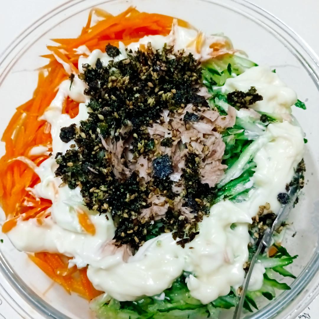 孩子超爱吃的金枪鱼海苔拌饭