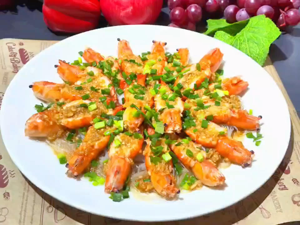 高颜值美味家常菜之蒜蓉粉丝蒸大虾