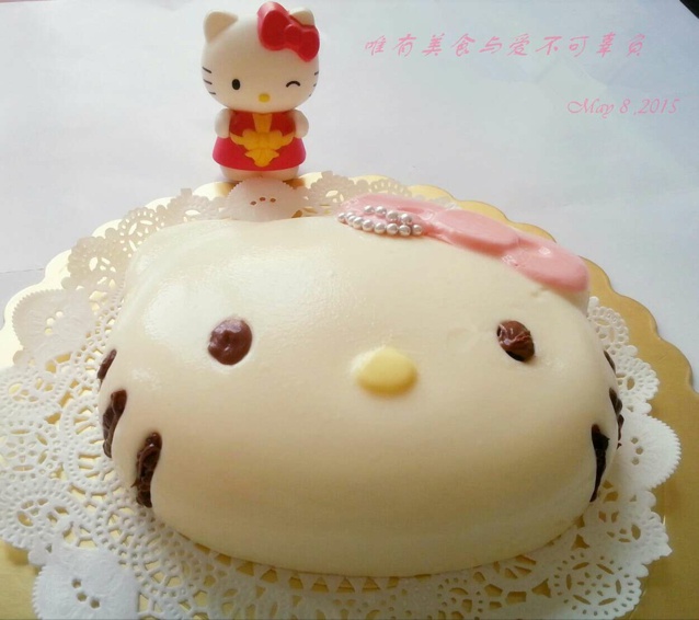 hello kitty 立体主题蛋糕——酸奶奶酪蛋糕
