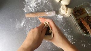 网红土豆包子【视频】「瞭望角的厨房」的做法 步骤3