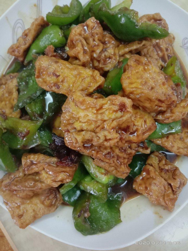 青椒炒豆腐