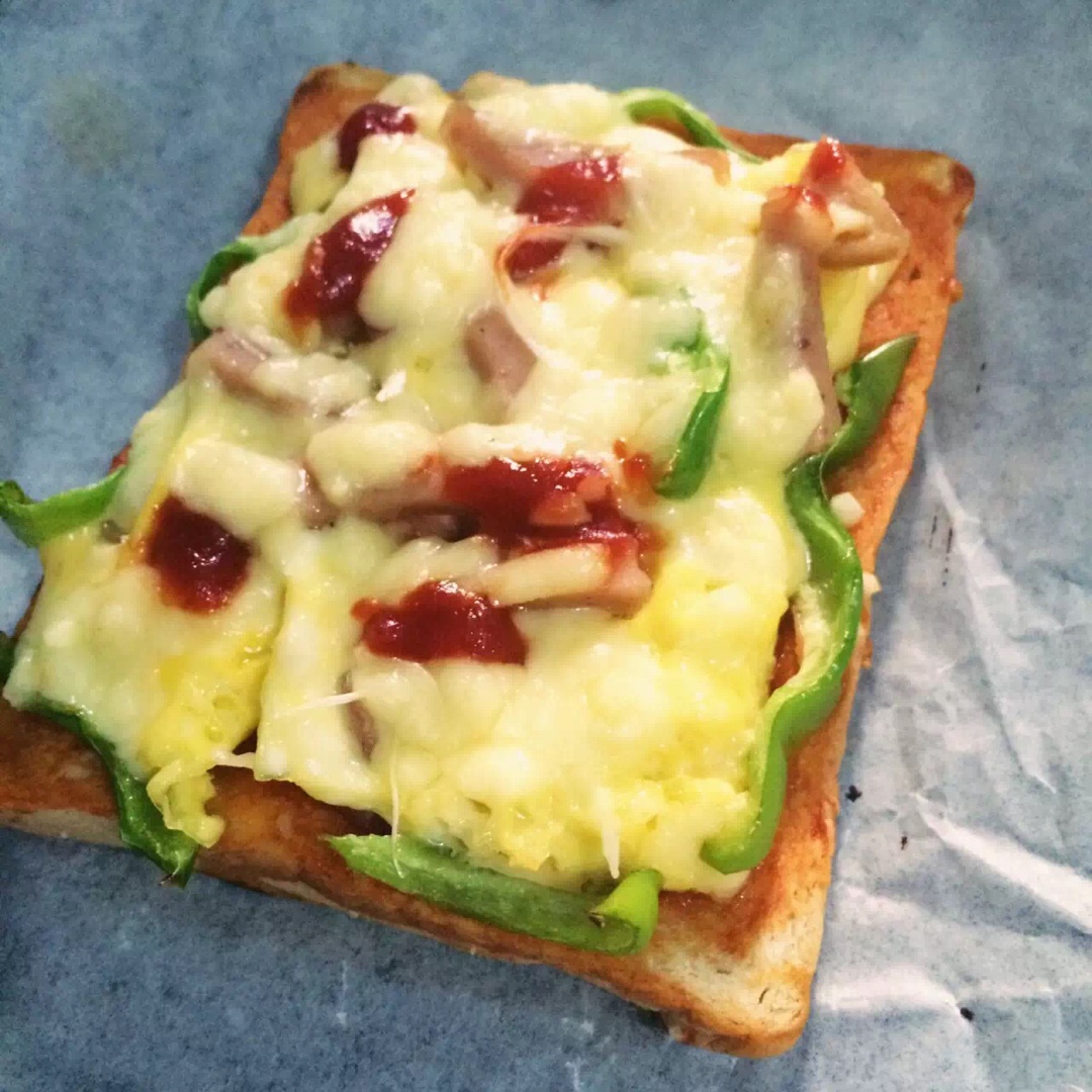 吐司培根小批萨