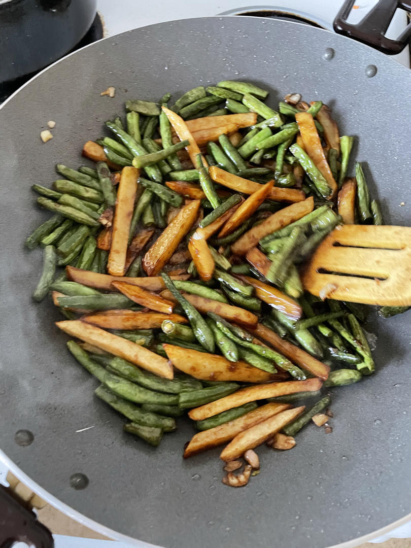 酱炒土豆条烧豆角