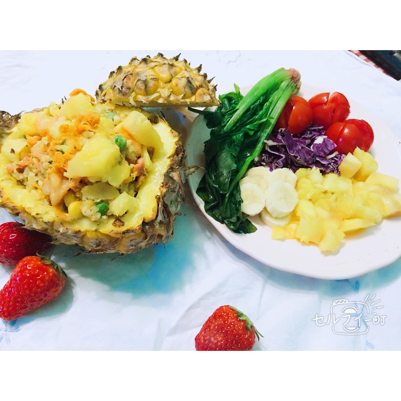 泰式海鲜菠萝饭