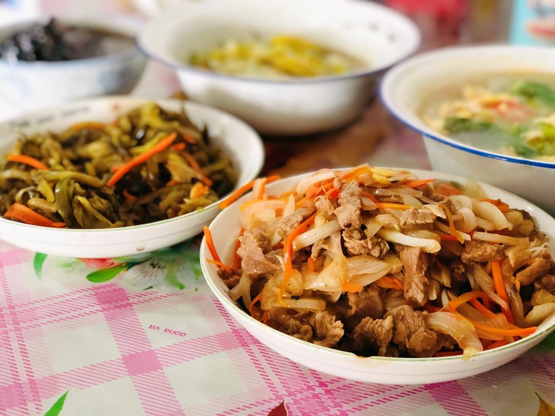 洋葱炒牛肉