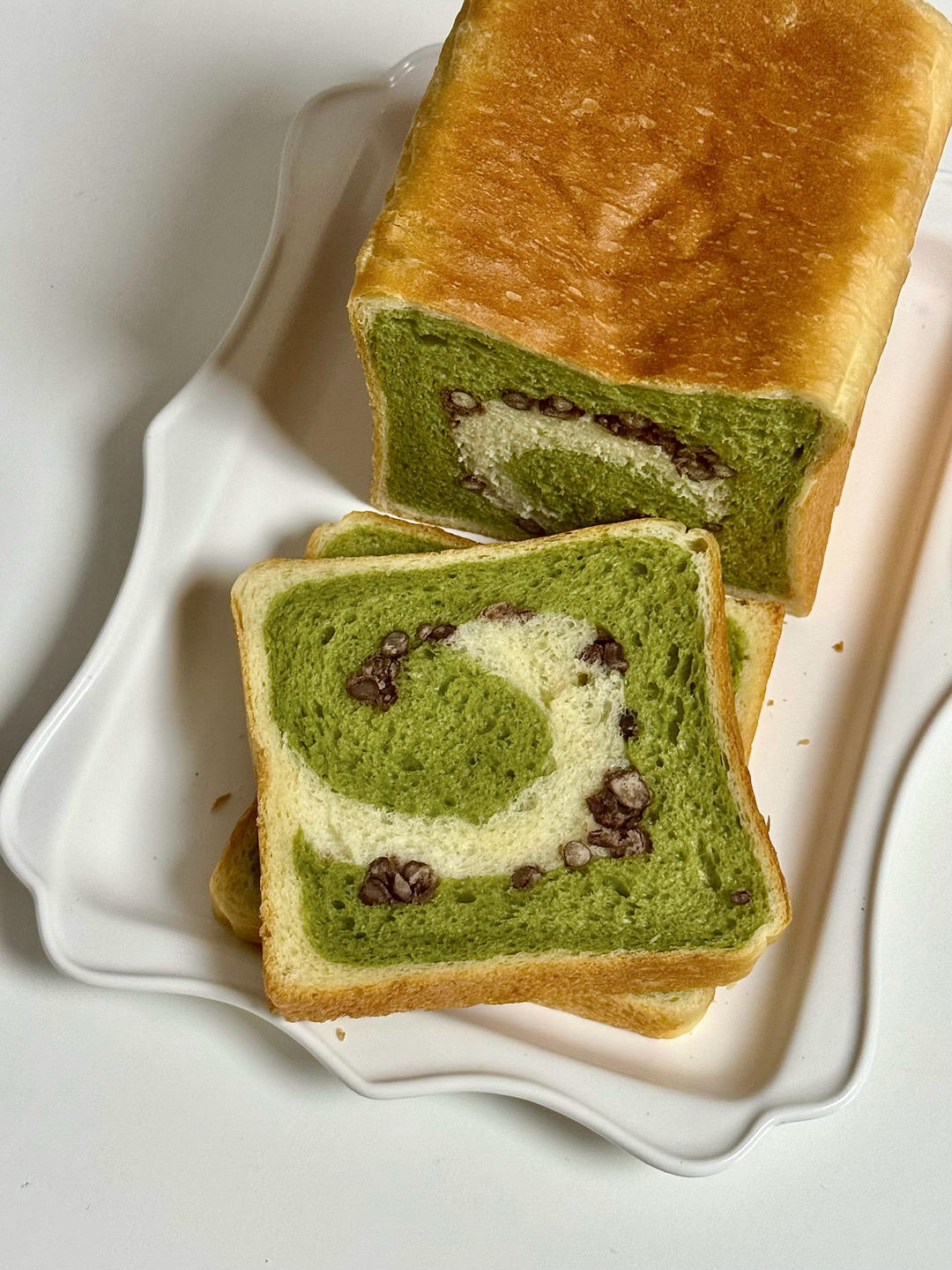 抹茶蜜豆双色吐司