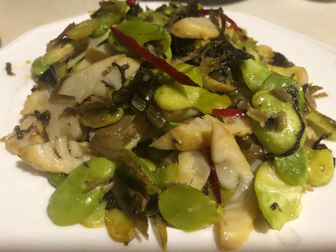 蚕豆炒春笋
