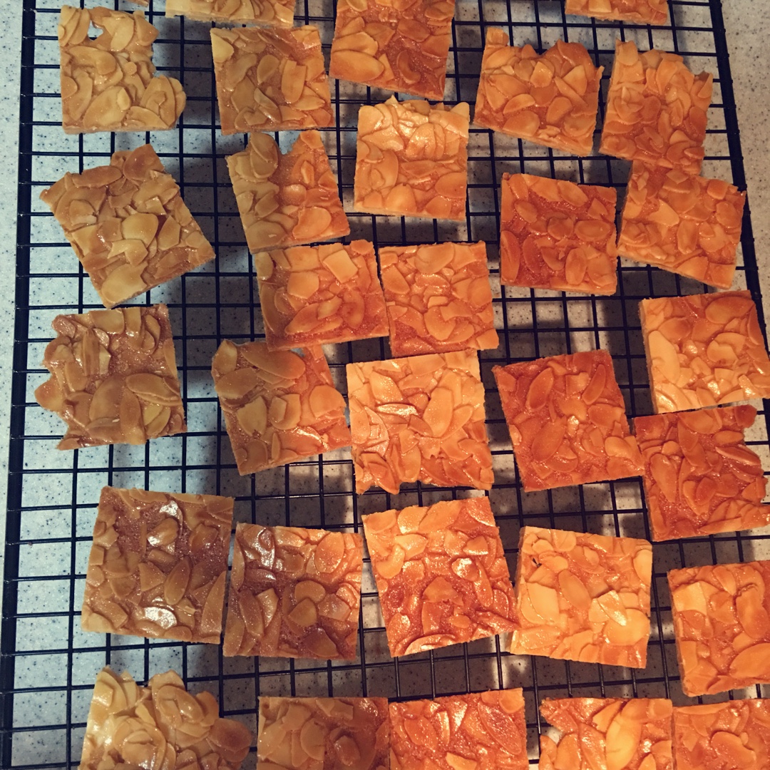 杏仁瓦片