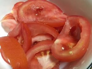 🍅番茄海带筒骨汤的做法 步骤3