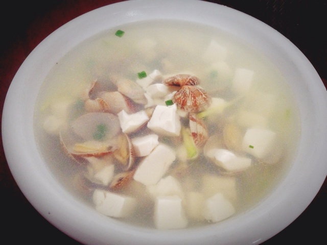 花蛤豆腐汤