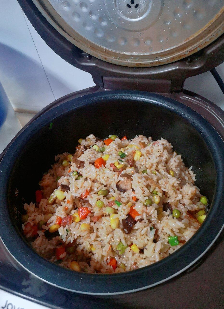 简单好吃的网红电饭煲焖饭