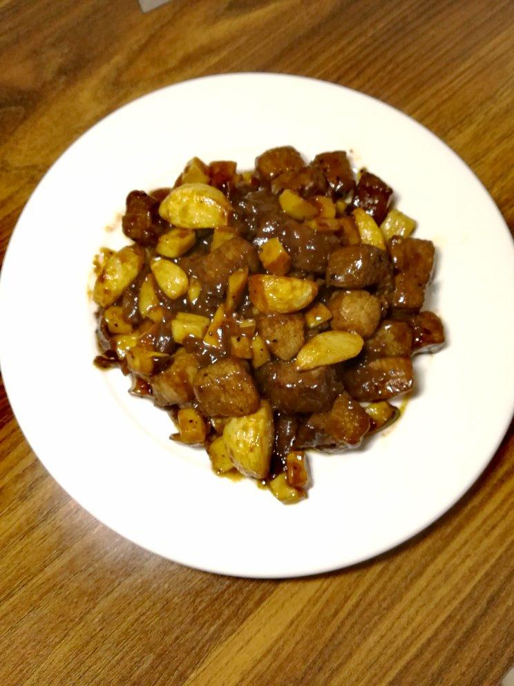 黑蒜子牛肉粒—华美新年味