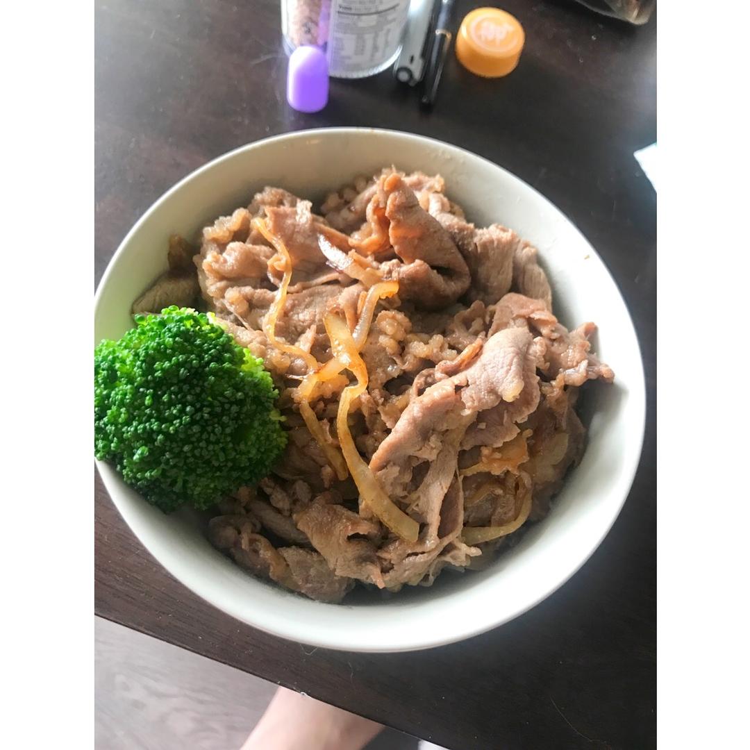 堂妈金牌牛肉饭