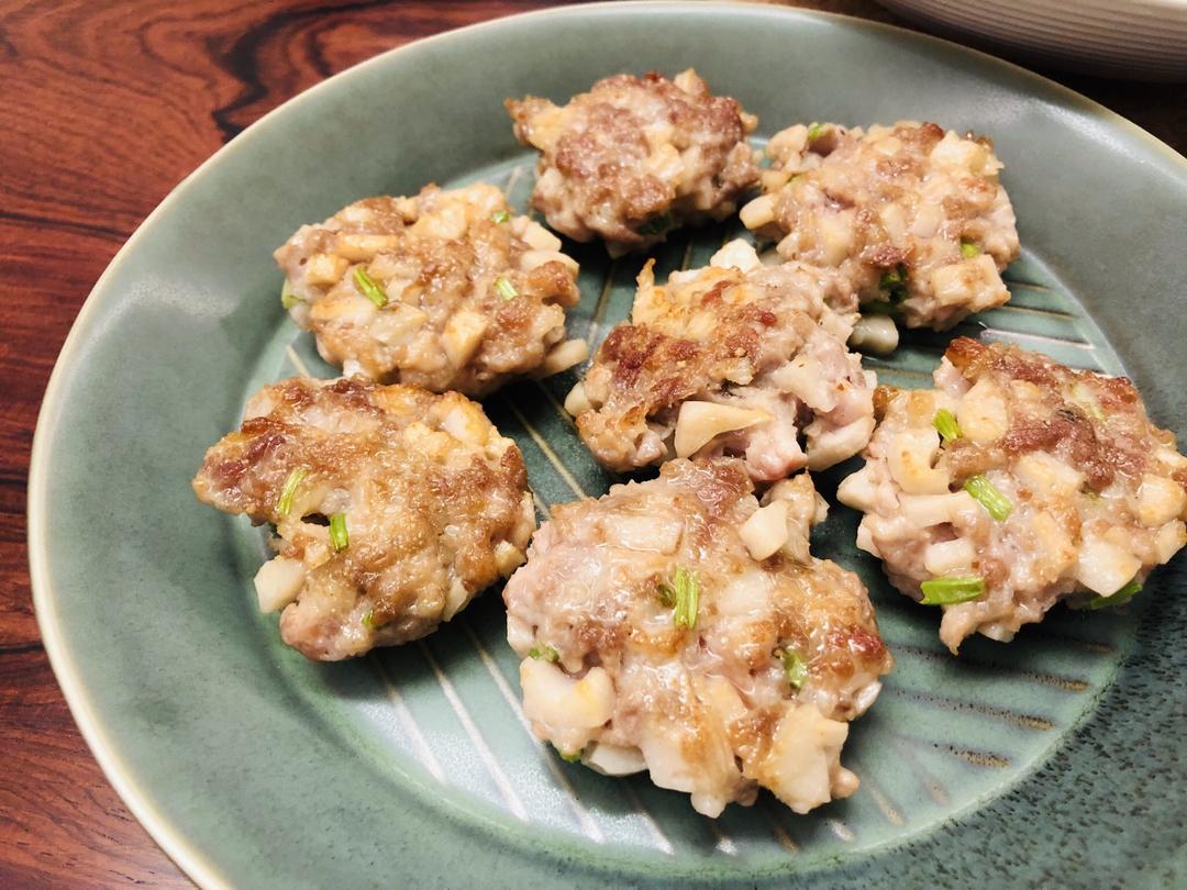 莲藕粒粒一口肉饼