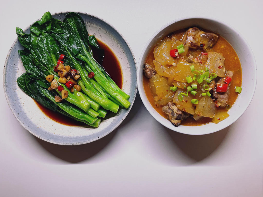 厨师长教你：“冬瓜烧排骨”的家常做法，口感香嫩，先收藏起来