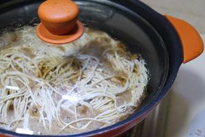 每一根面条都吸满了羊肉汁的「羊肉豆角焖面」的做法 步骤9