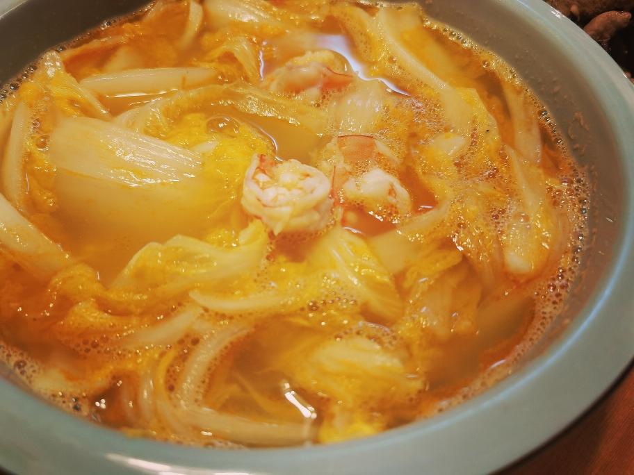 鲜的掉眉毛大虾煮娃娃菜