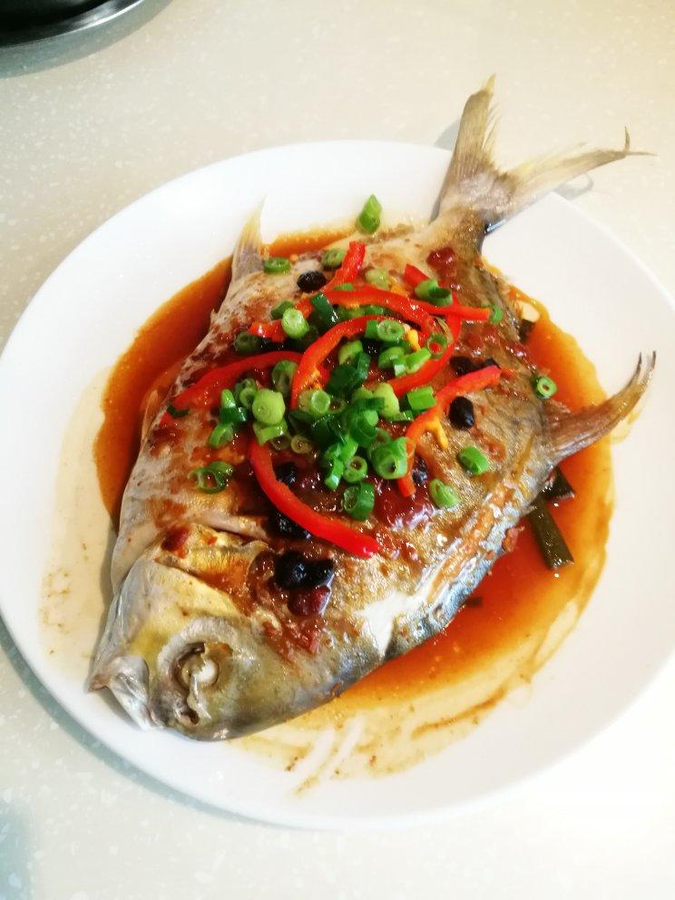 黄豆酱蒸鱼——简单又好味